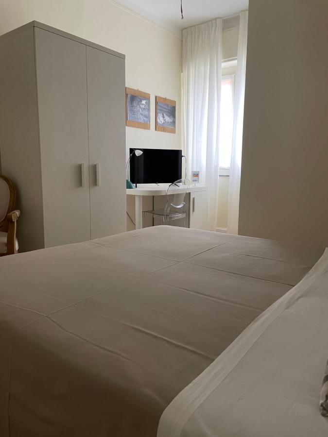 Locanda Kon Tiki Alassio Bagian luar foto