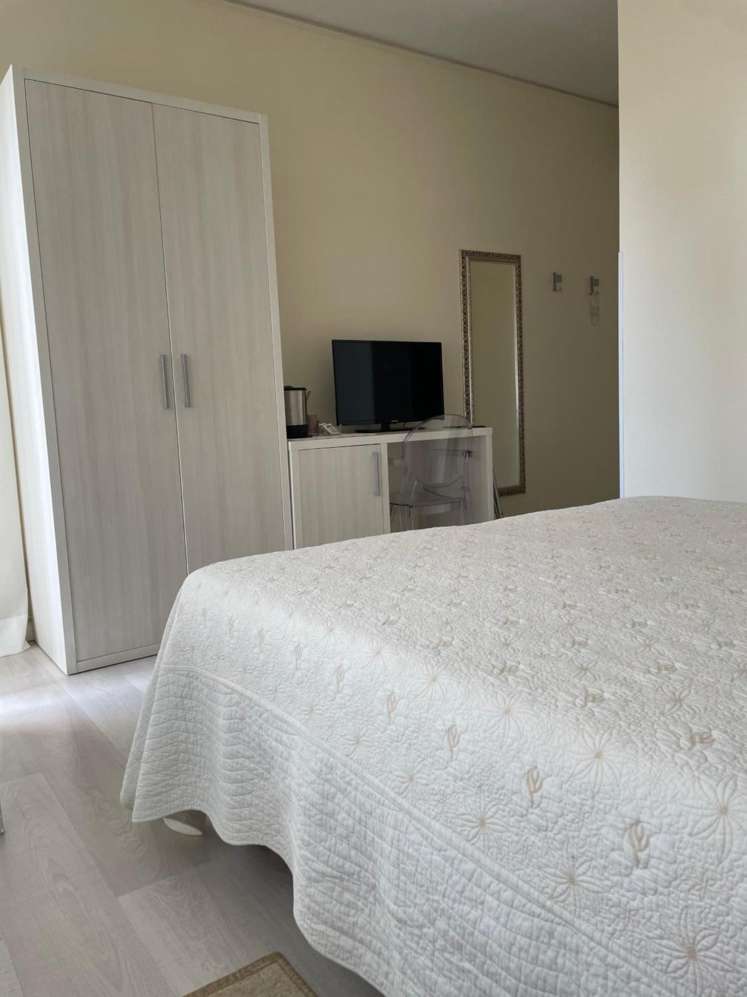 Locanda Kon Tiki Alassio Bagian luar foto