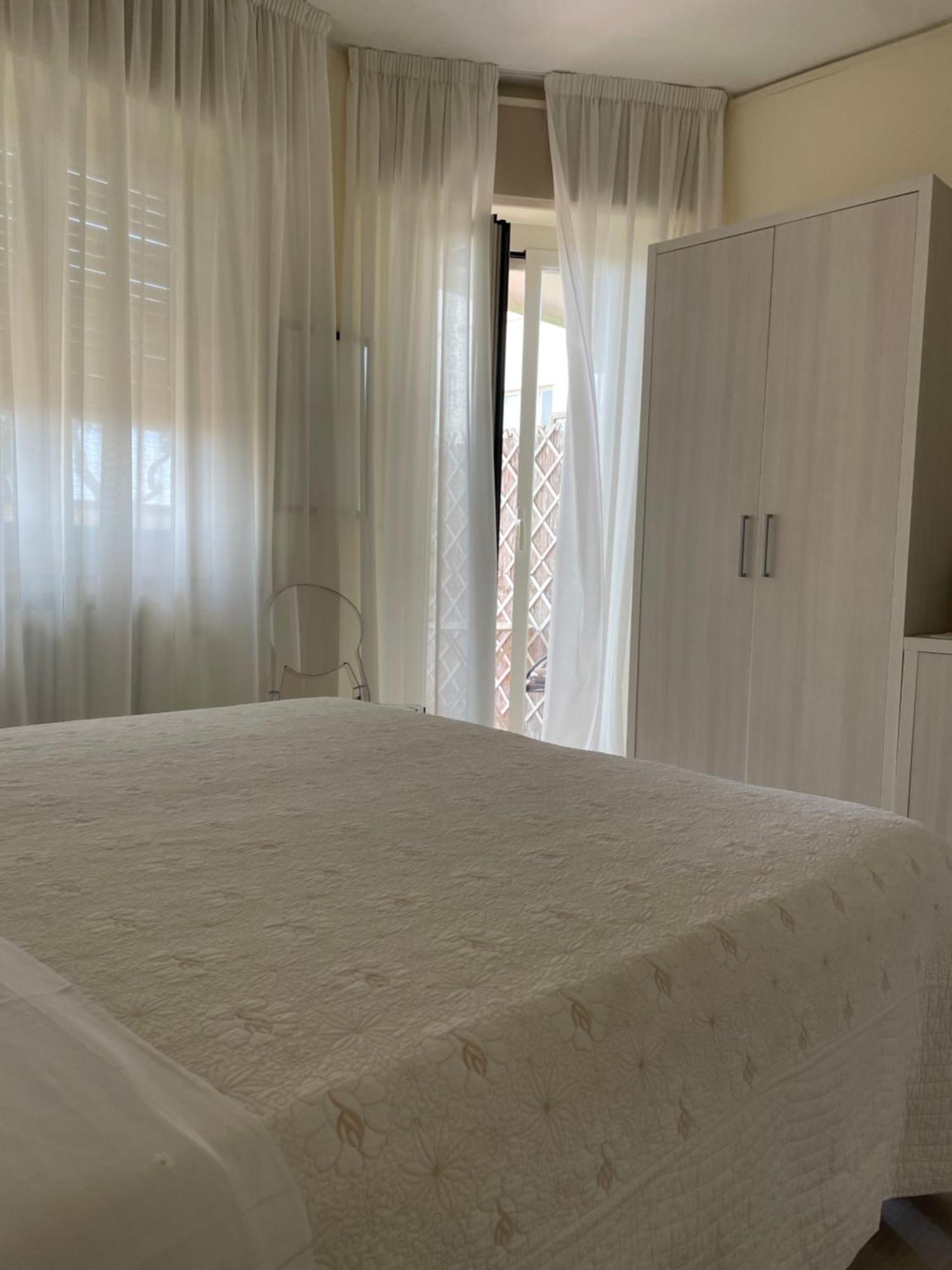 Locanda Kon Tiki Alassio Bagian luar foto